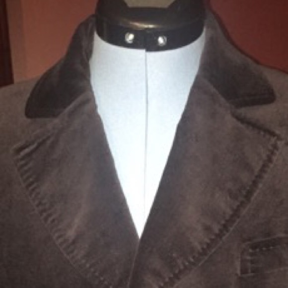 Dark purple velvet blazer. - Picture 4 of 4